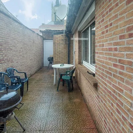 Jolie Maison Avec Cour * Grand-Fort-Philippe