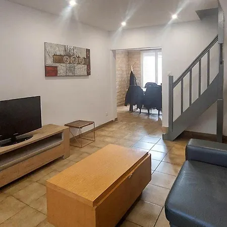 Jolie Maison Avec Cour Grand-Fort-Philippe
