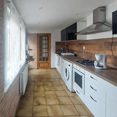 Jolie Maison Avec Cour Ferienhaus